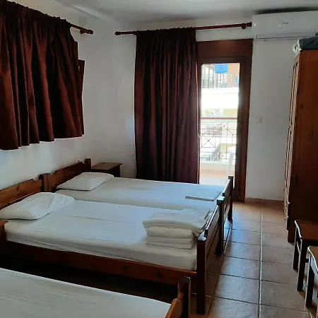 Kosmas Aparthotel 3*