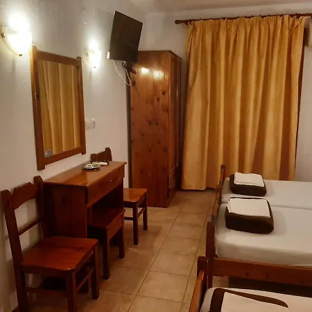 Kosmas Aparthotel 3*