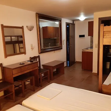 Kosmas Aparthotel 3*
