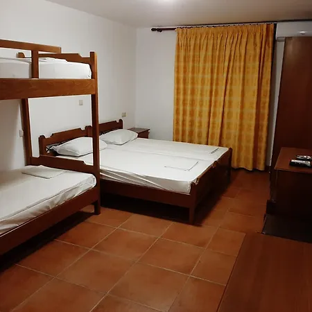 Kosmas Aparthotel 3*