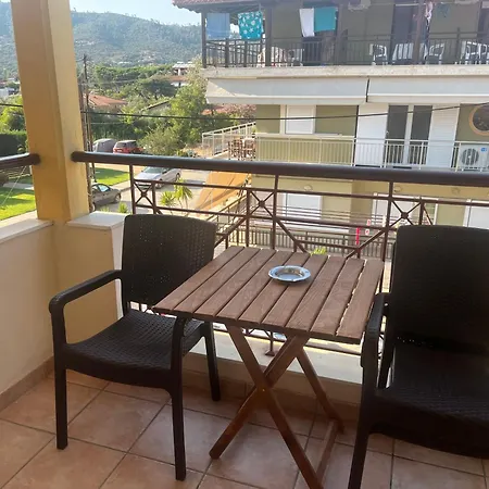 Aparthotel Kosmas 3*