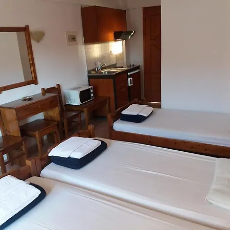 Hotel de apartamente Kosmas Sarti