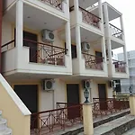 Апарт-отель Kosmas 3*