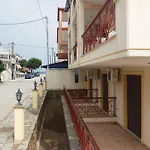 Kosmas Aparthotel Sarti